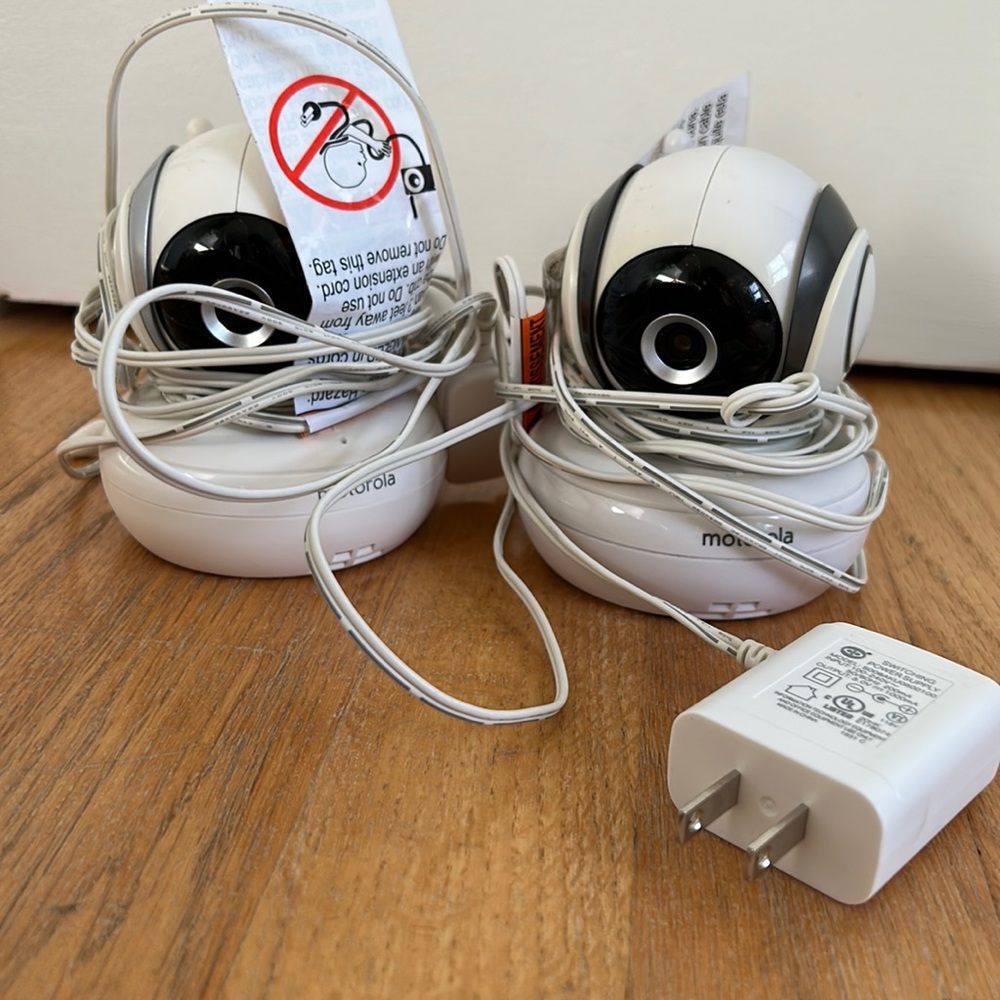 Motorola MBP36SBU Add On Camera for Motorola MBP33 and MBP36 Baby Monitor.